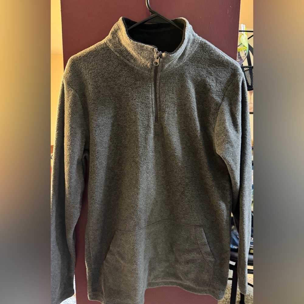 5/25 - Buy 5 for $25  Boy’s Children’s Place Pullover Fleece – Size XXL (16)